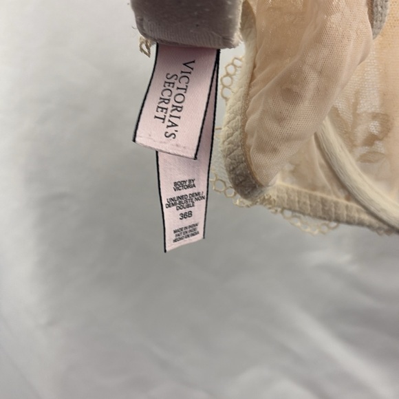 Victoria's Secret Body By Victoria Unlined Demi Beige Lace Floral - Picture 9 of 10